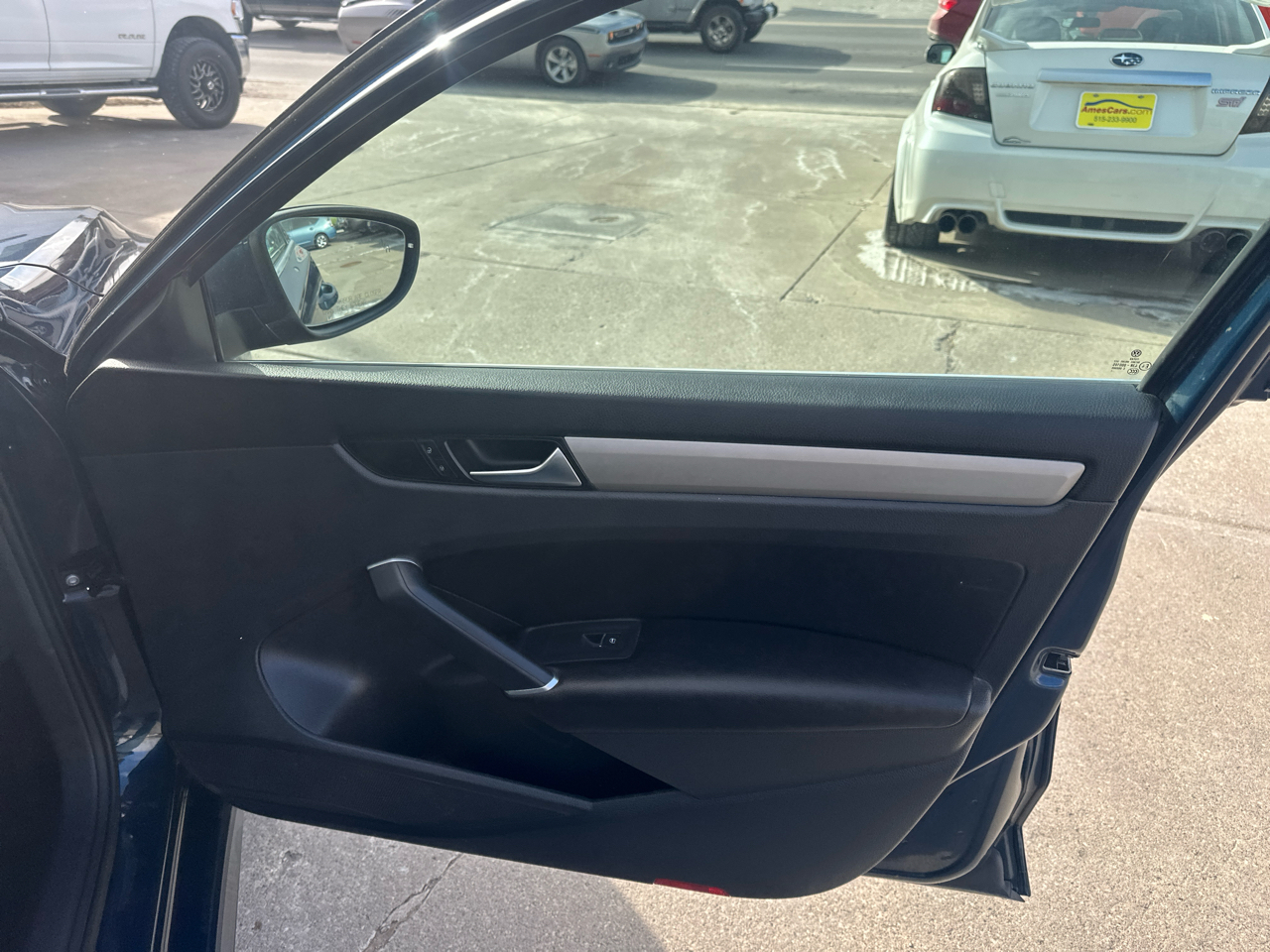 Volkswagen Passat 2.0T SE Auto 2022