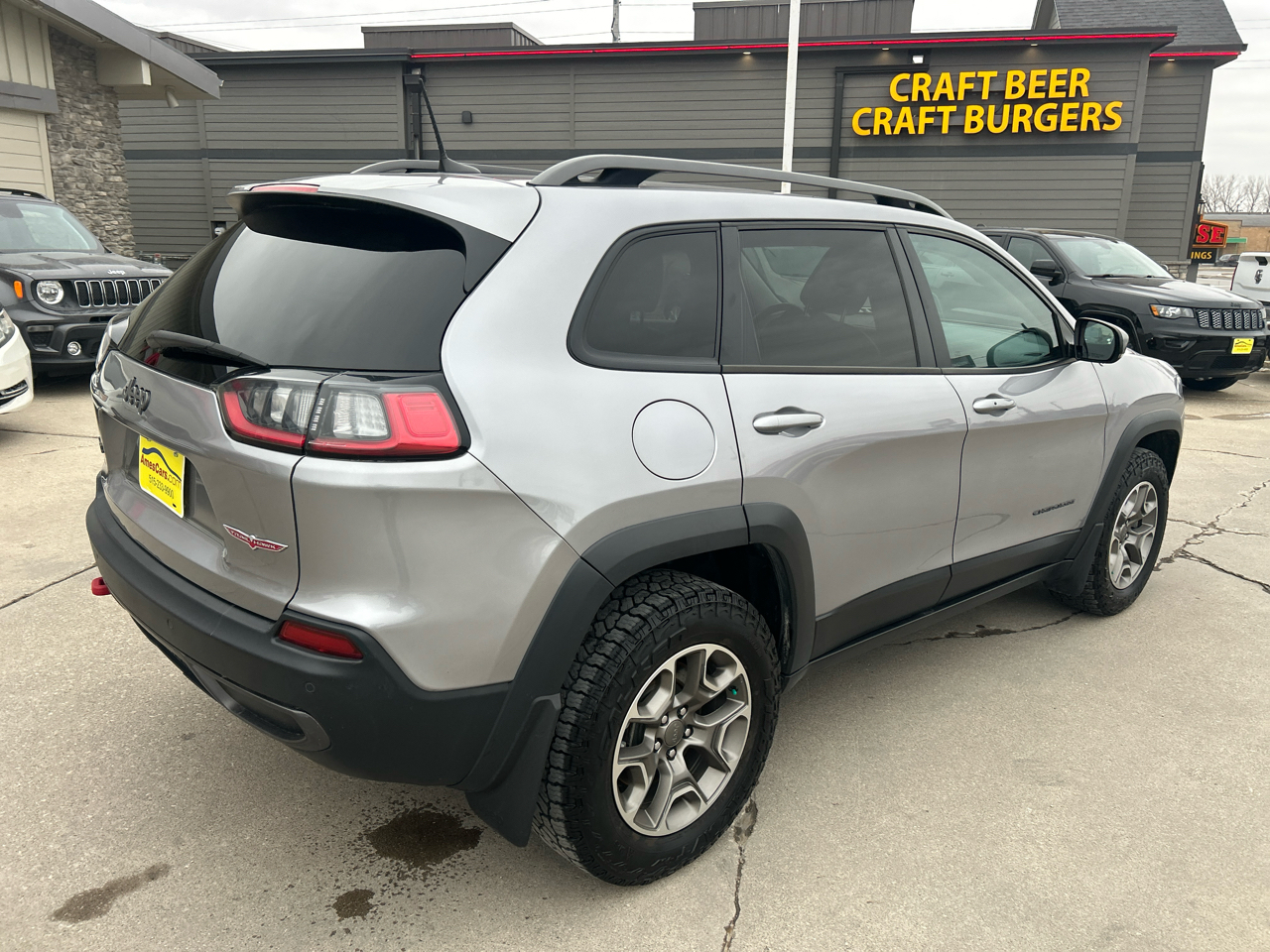Jeep Cherokee Trailhawk 4x4 2021