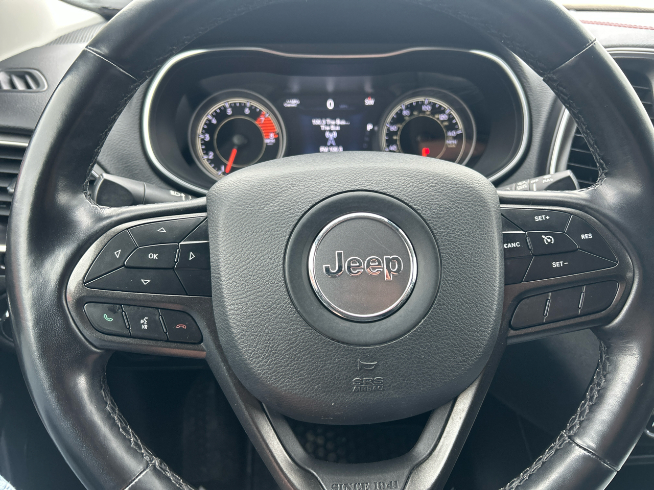 Jeep Cherokee Trailhawk 4x4 2021