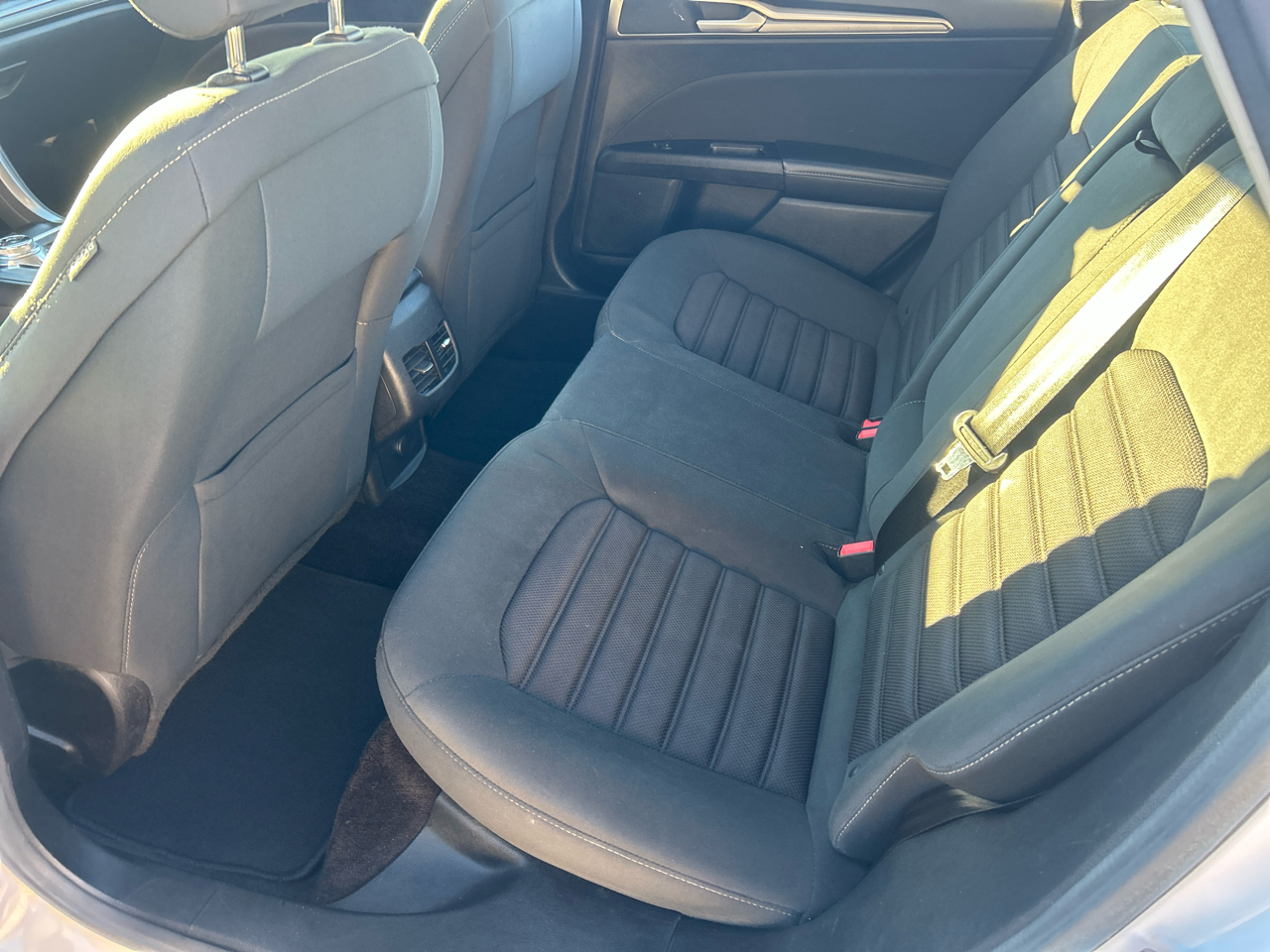 Ford Fusion SE FWD 2017