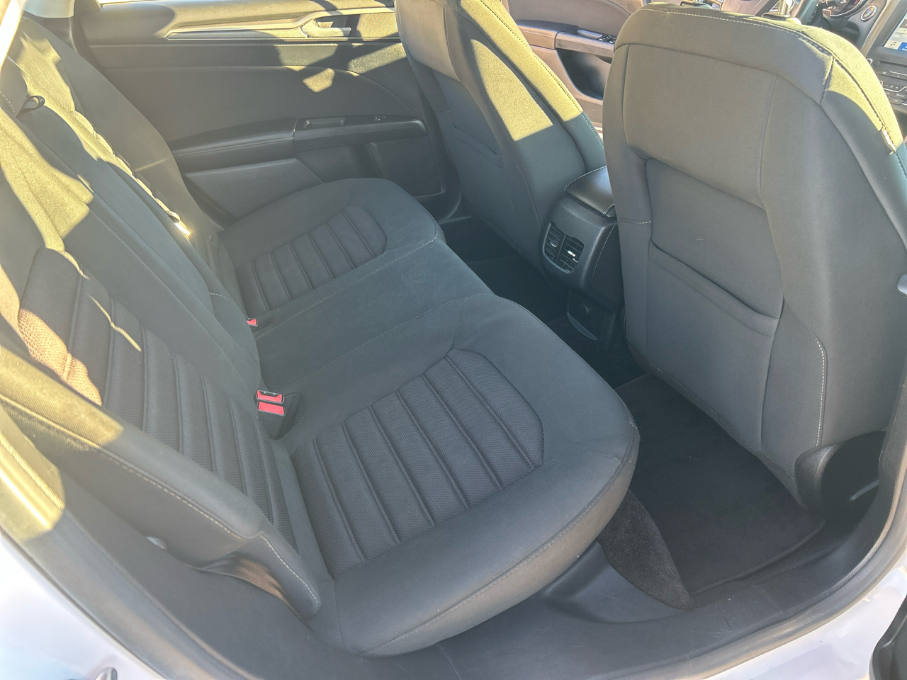 Ford Fusion SE FWD 2017