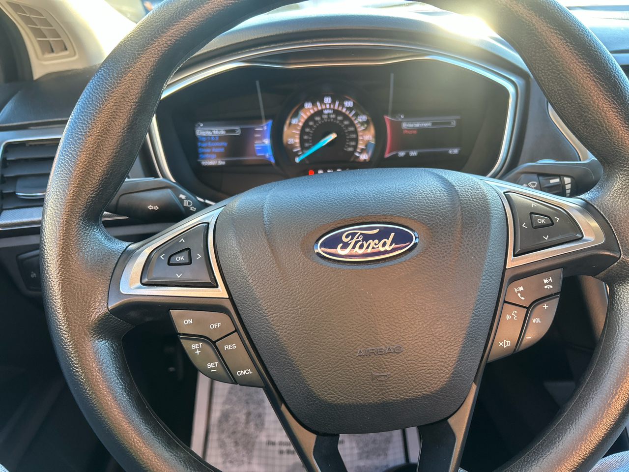 Ford Fusion SE FWD 2017