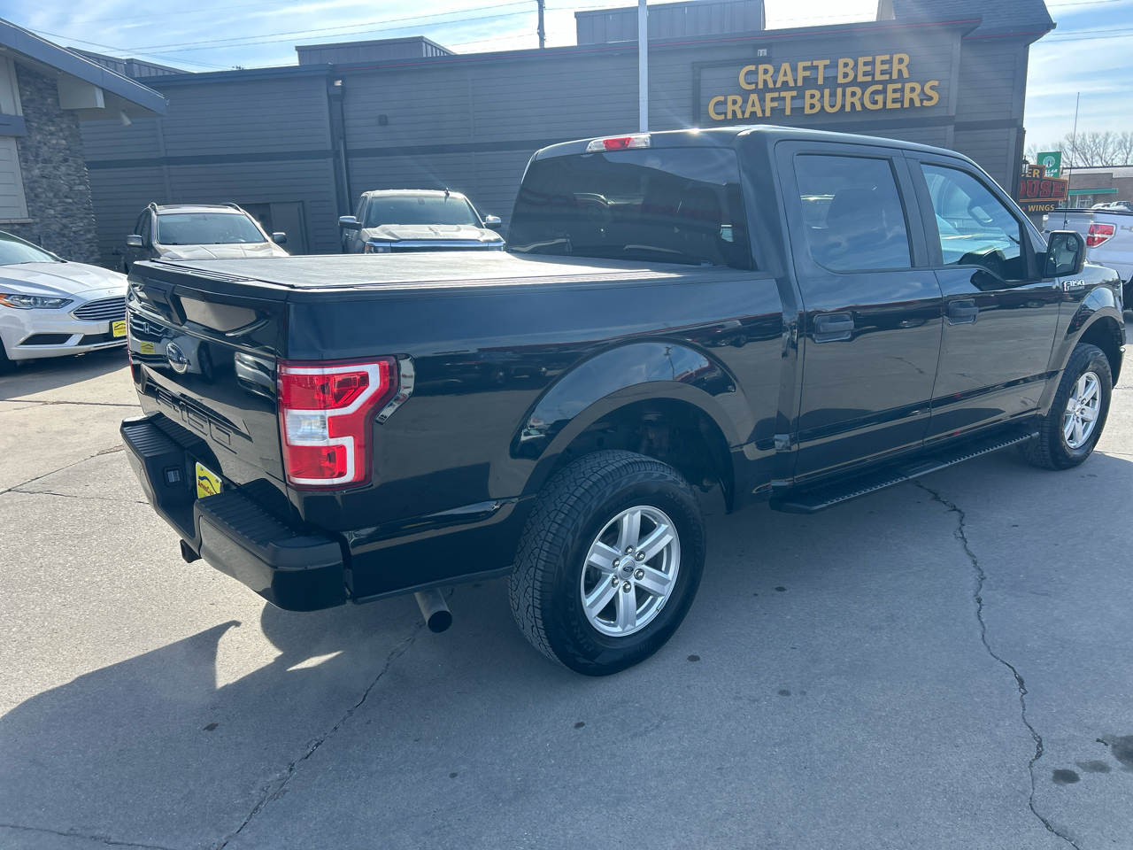 Ford F-150 4WD SuperCrew 139" XL 2019