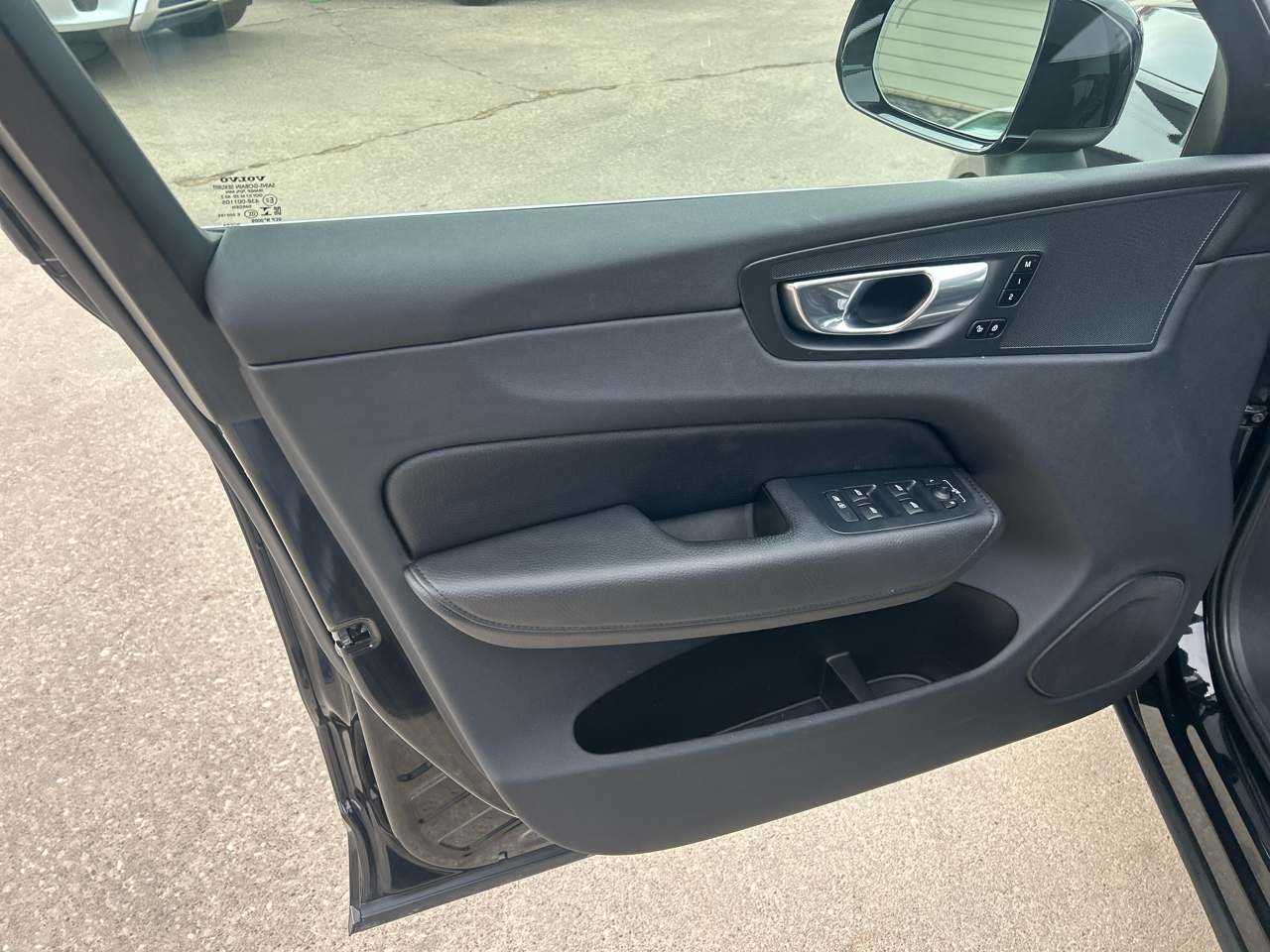 Volvo XC60 B5 AWD Momentum 2022