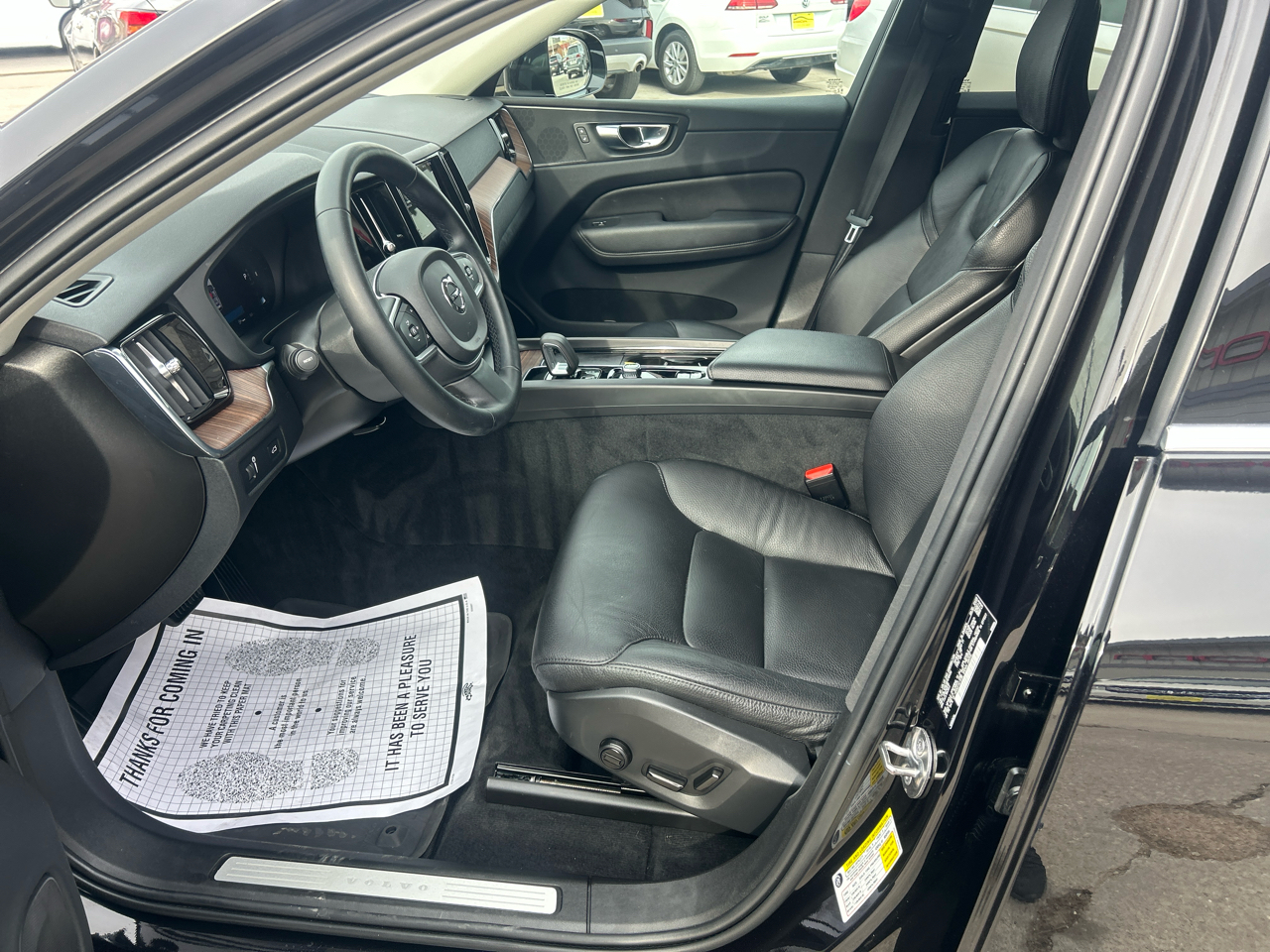 Volvo XC60 B5 AWD Momentum 2022