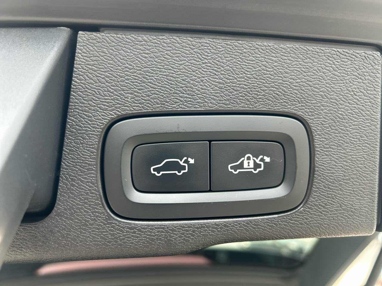 Volvo XC60 B5 AWD Momentum 2022