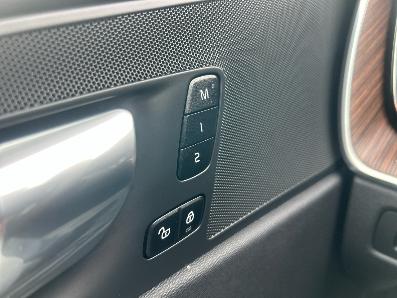 Volvo XC60 B5 AWD Momentum 2022