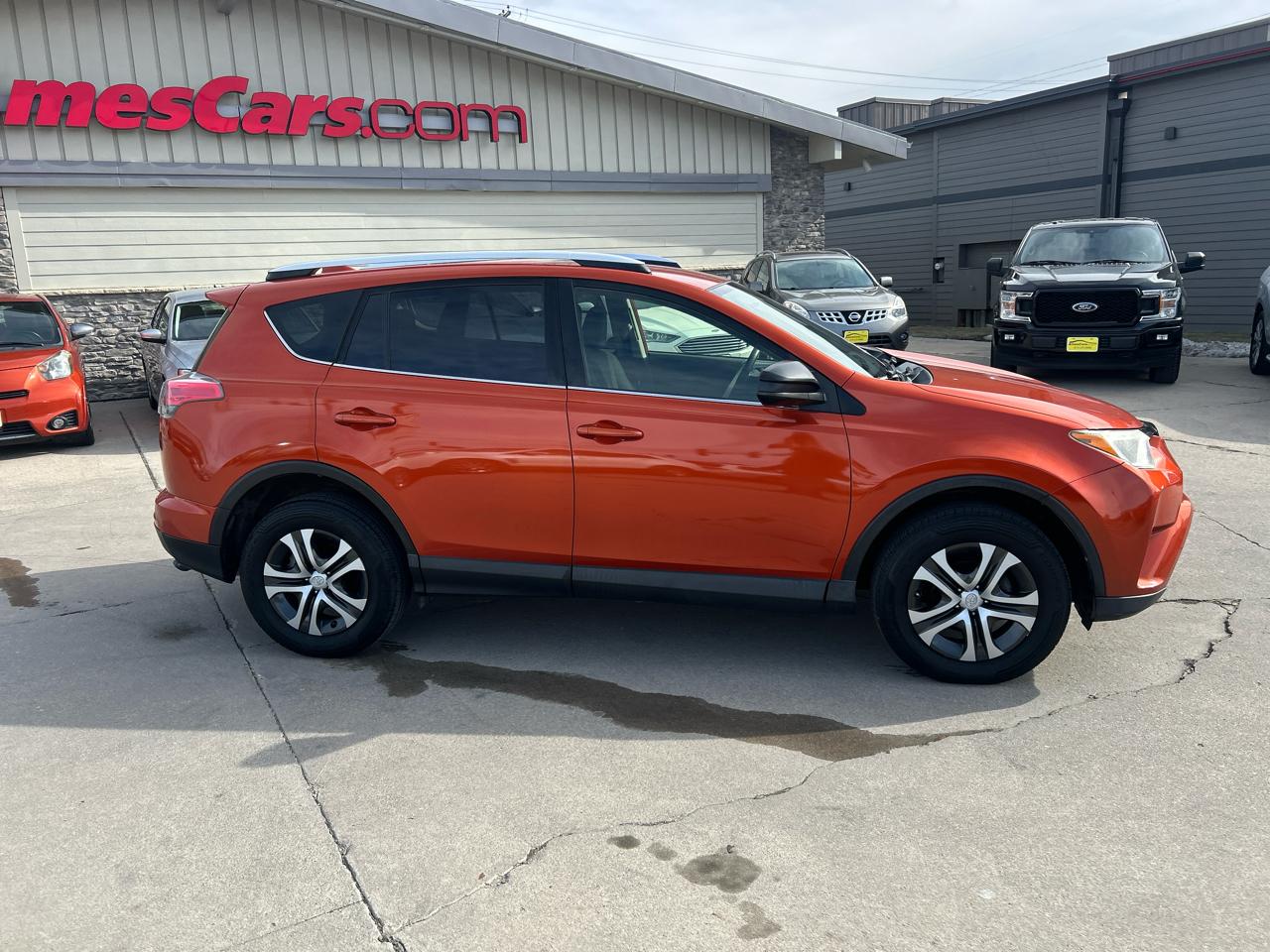 Toyota RAV4 AWD 4dr LE (Natl) 2016