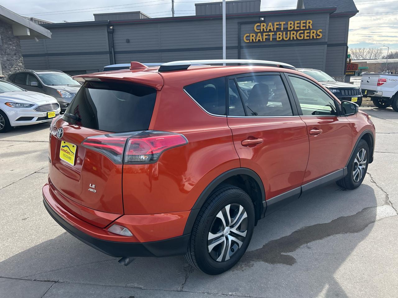 Toyota RAV4 AWD 4dr LE (Natl) 2016