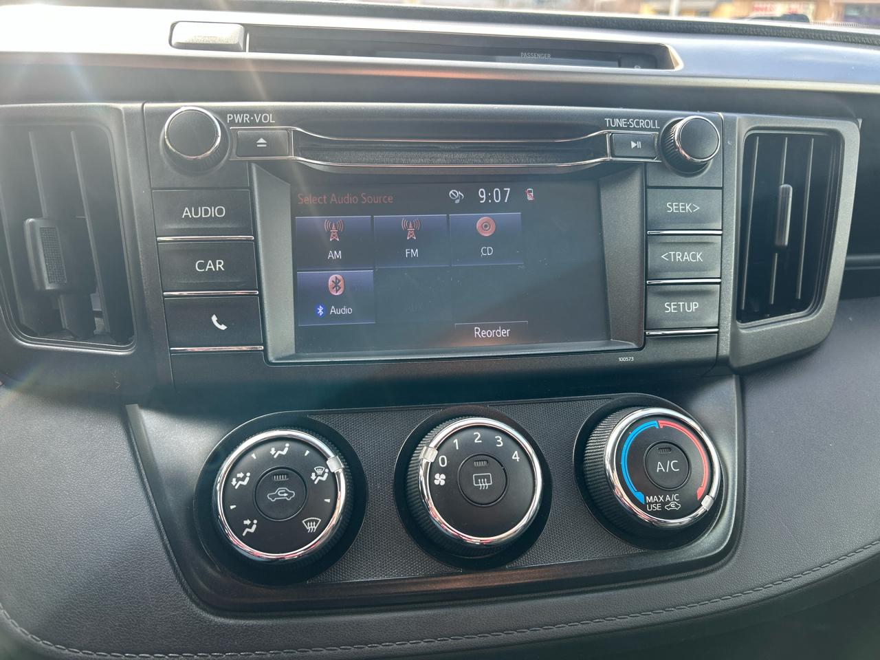 Toyota RAV4 AWD 4dr LE (Natl) 2016