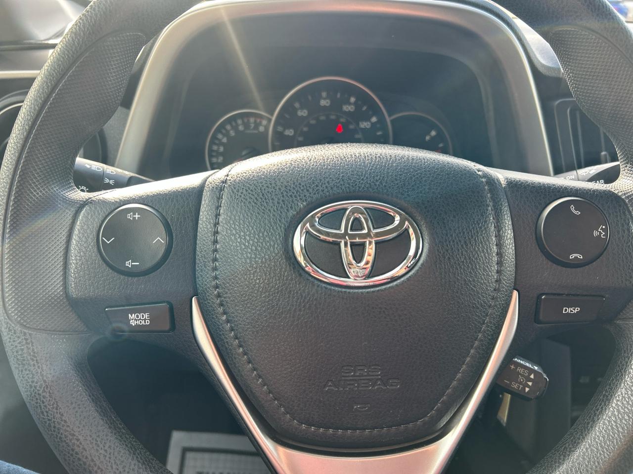 Toyota RAV4 AWD 4dr LE (Natl) 2016