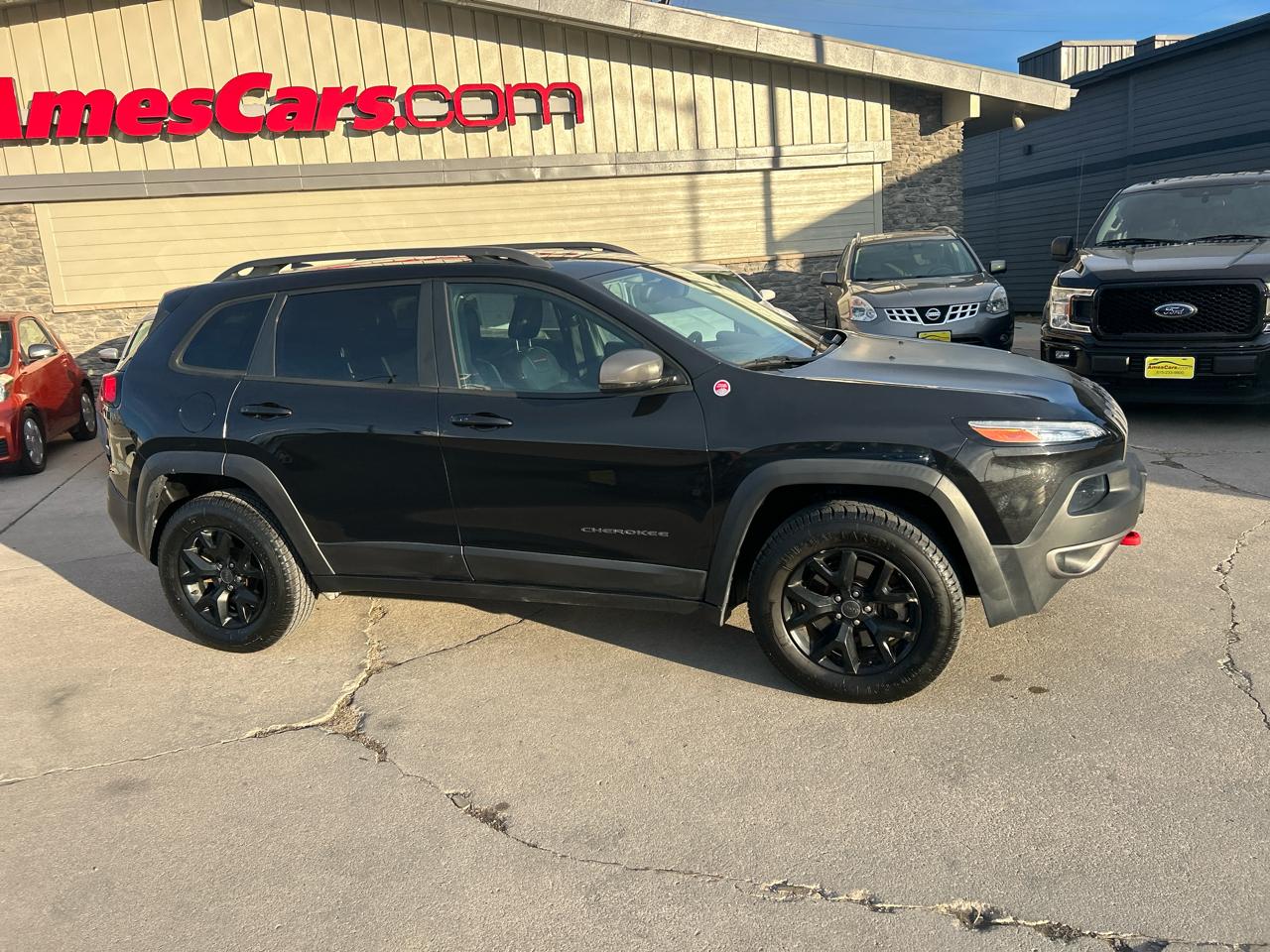 Jeep Cherokee 4WD 4dr Trailhawk 2016