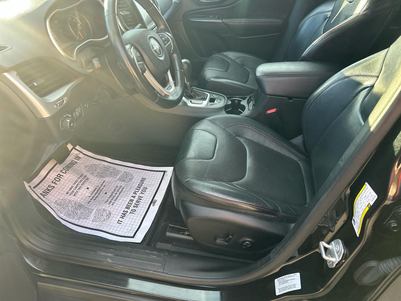 Jeep Cherokee 4WD 4dr Trailhawk 2016