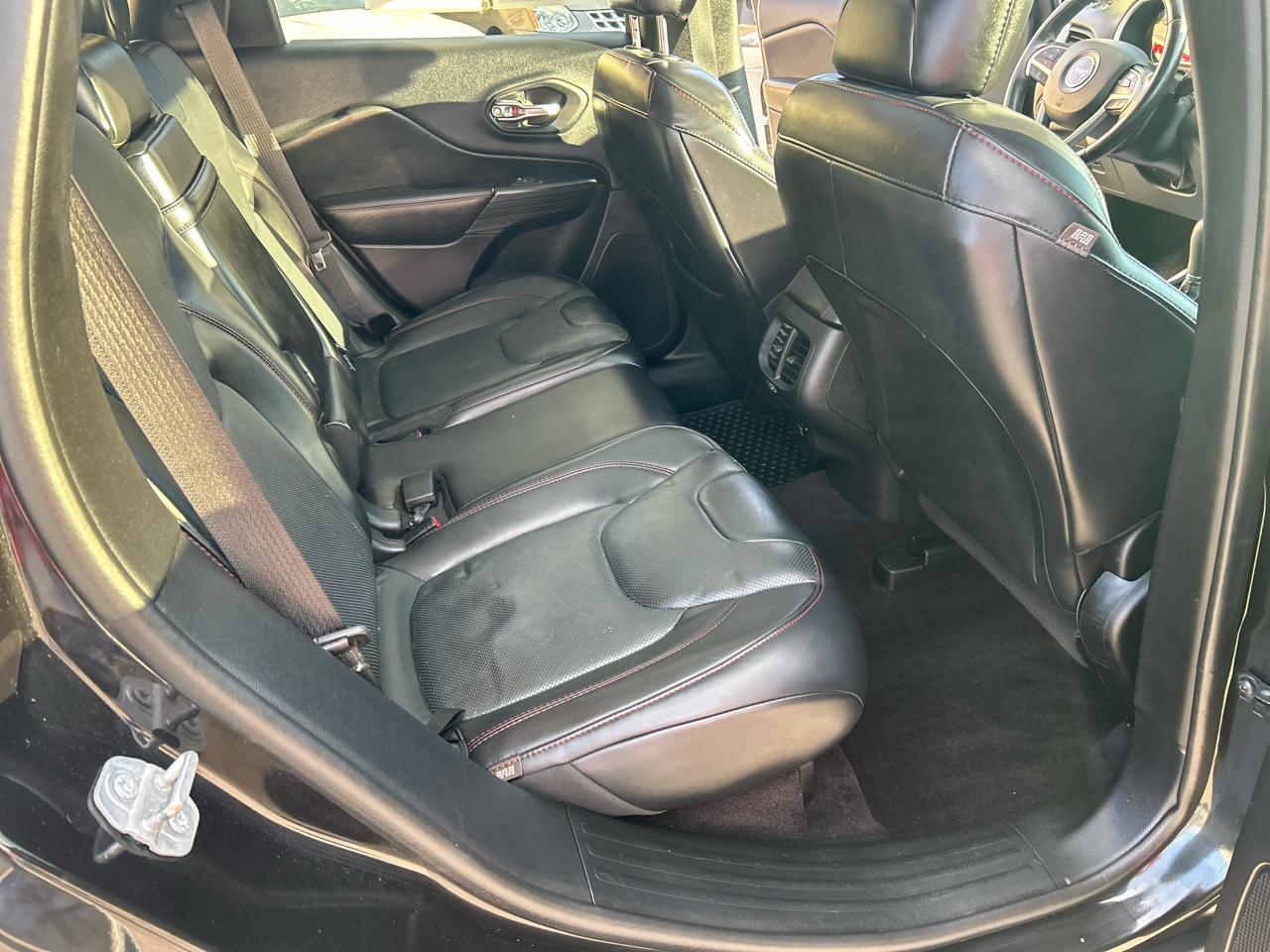 Jeep Cherokee 4WD 4dr Trailhawk 2016