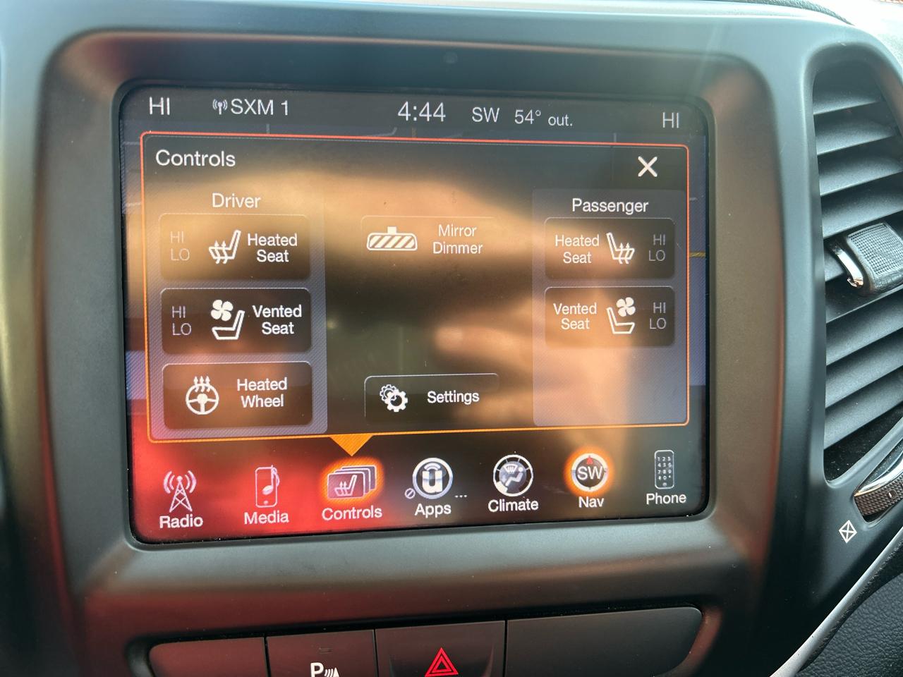 Jeep Cherokee 4WD 4dr Trailhawk 2016