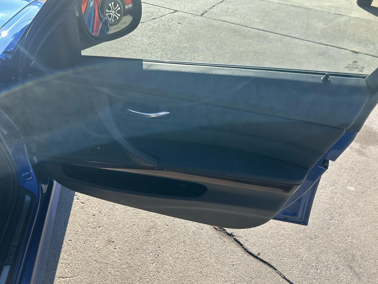 BMW 3 Series 4dr Sdn 328i xDrive AWD 2011