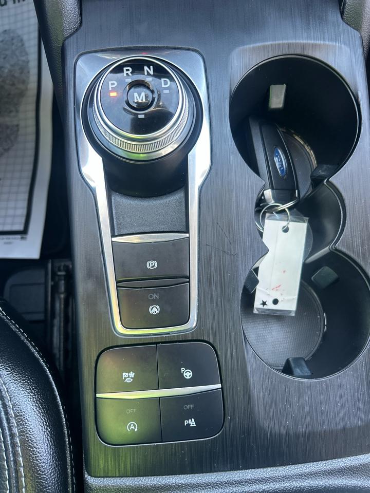 Ford Escape Titanium AWD 2020