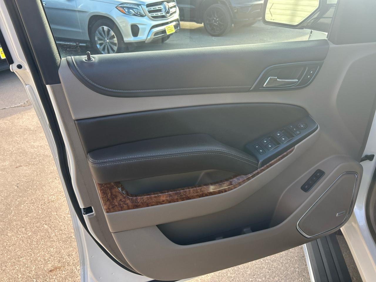 Chevrolet Tahoe 4WD 4dr LTZ 2015