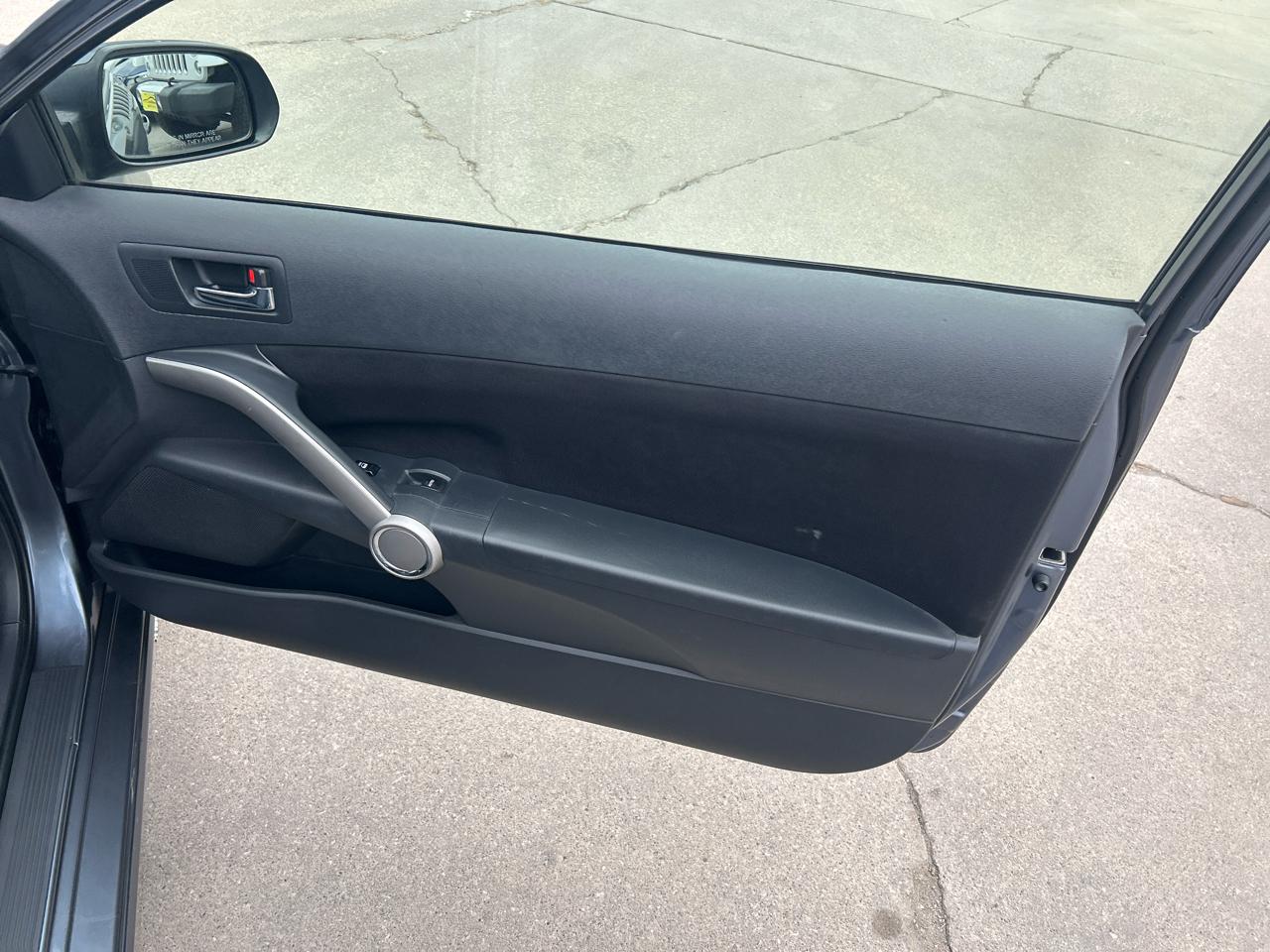 Scion tC 2dr HB Auto Spec (Natl) 2008