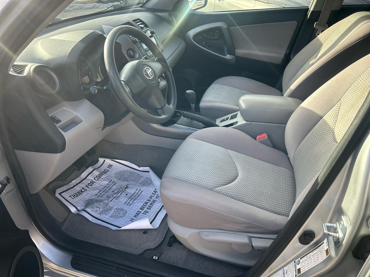 Toyota RAV4 4WD 4dr 4-cyl 4-Spd AT (Natl) 2008