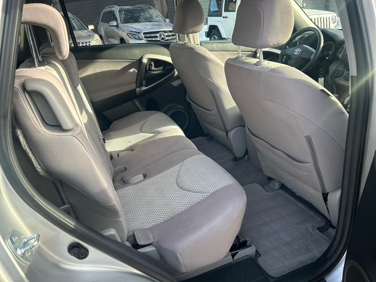 Toyota RAV4 4WD 4dr 4-cyl 4-Spd AT (Natl) 2008