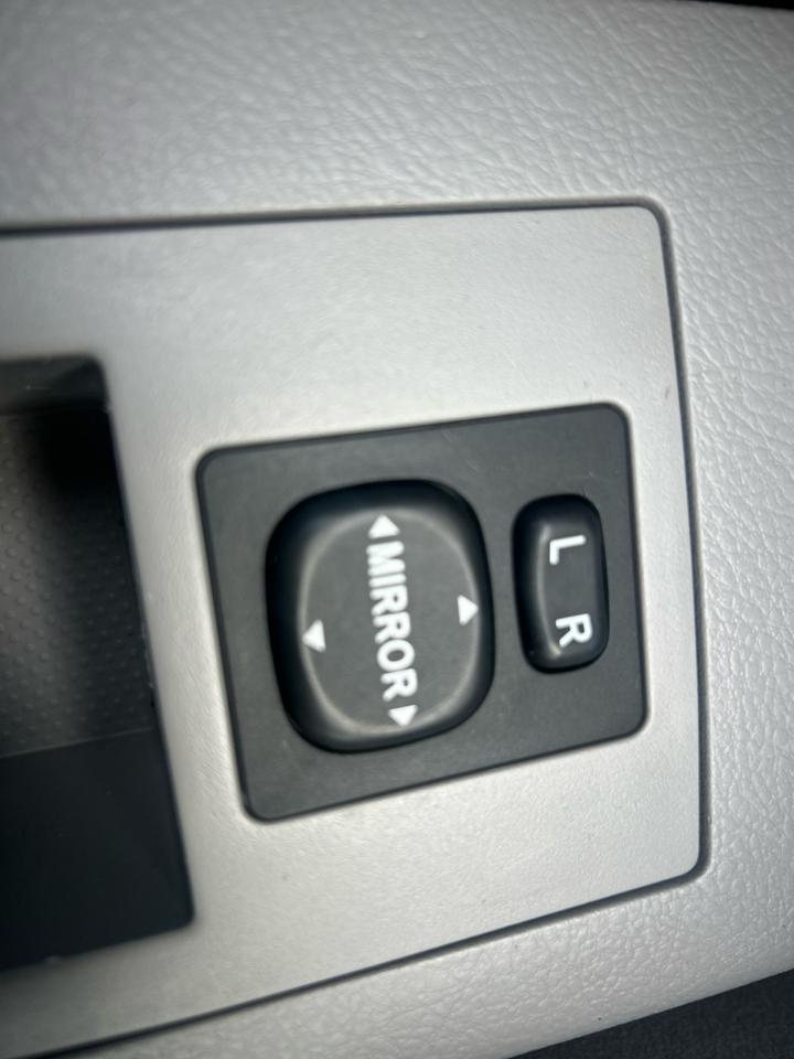 Toyota RAV4 4WD 4dr 4-cyl 4-Spd AT (Natl) 2008