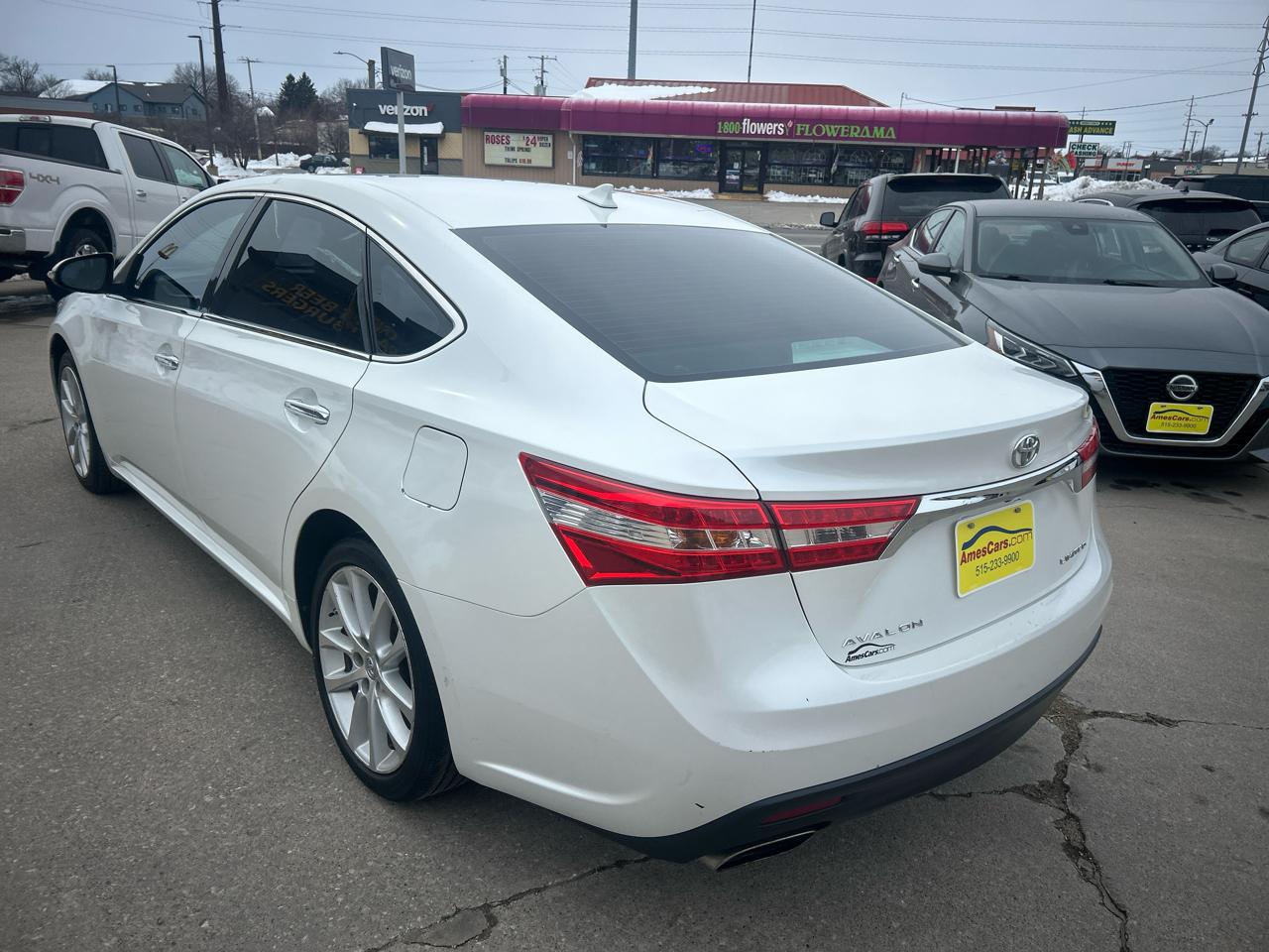 Toyota Avalon 4dr Sdn XLE Premium (Natl) 2014