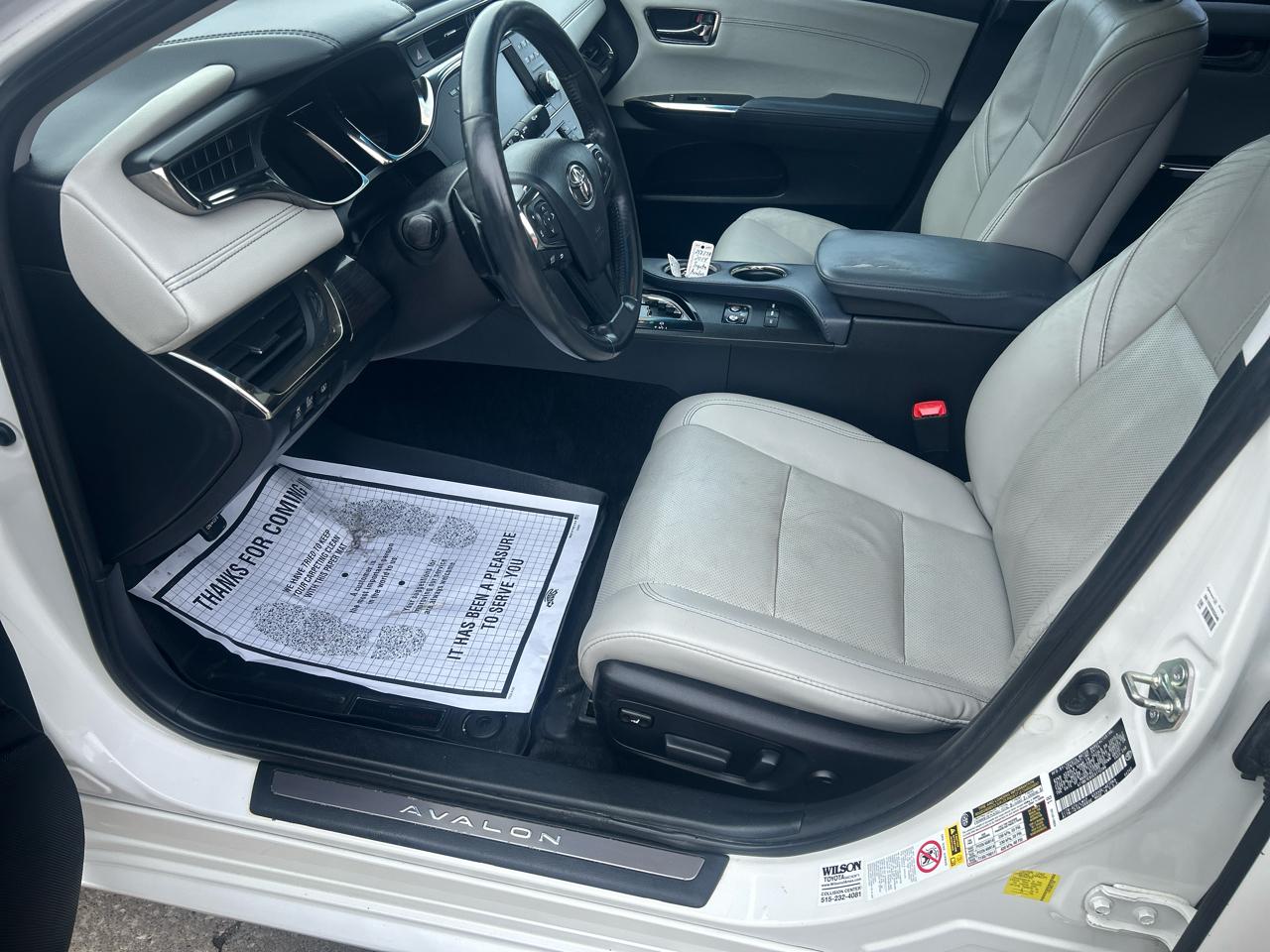 Toyota Avalon 4dr Sdn XLE Premium (Natl) 2014