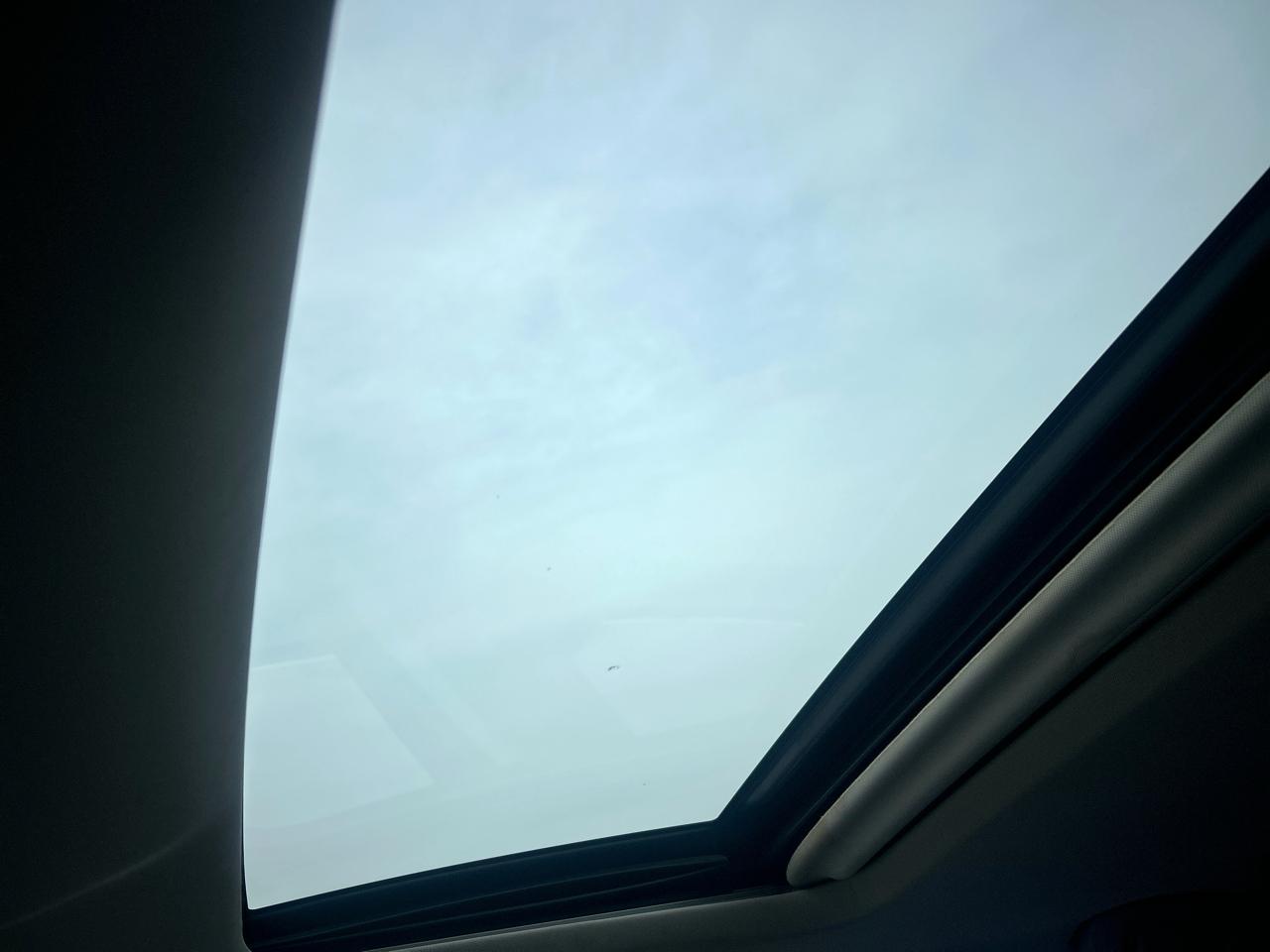 Toyota Avalon 4dr Sdn XLE Premium (Natl) 2014