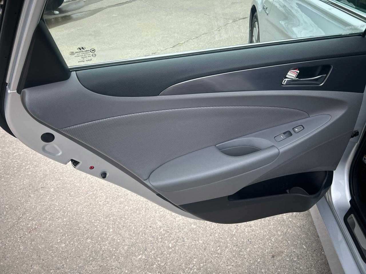 Hyundai Sonata Hybrid 4dr Sdn Limited 2013