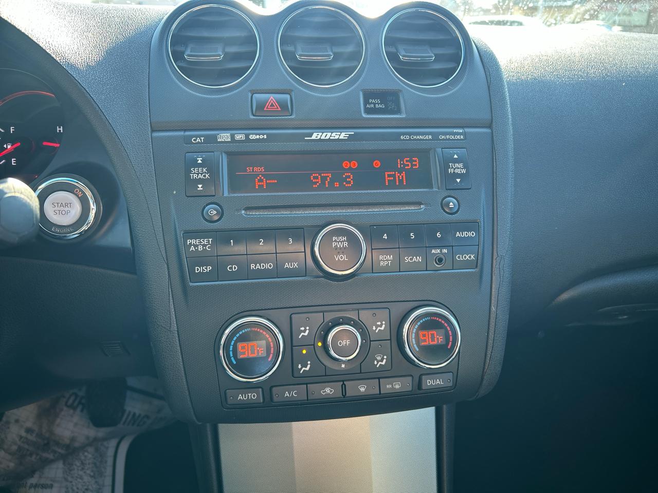 Nissan Altima 2dr Cpe V6 Man 3.5 SE 2009