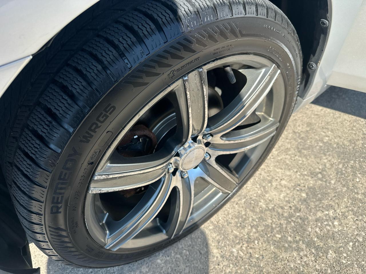 Toyota Camry 4dr Sdn I4 Auto LE (Natl) 2011