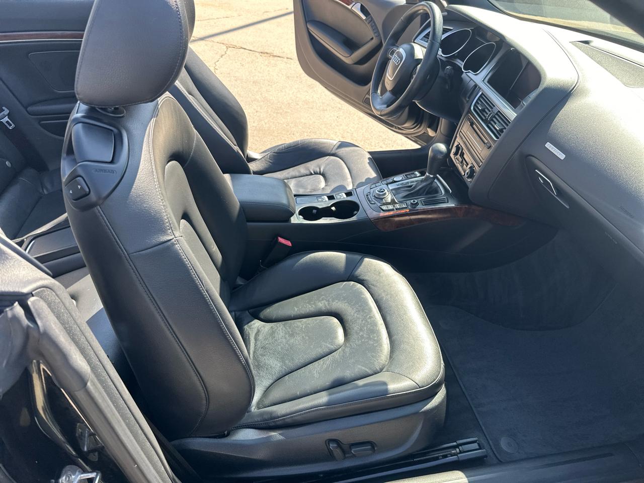 Audi A5 2dr Cabriolet Auto quattro 2.0T Premium Plus 2012