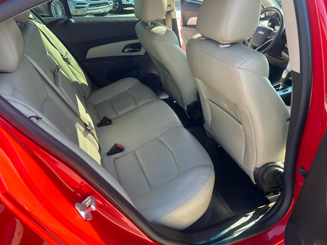 Chevrolet Cruze 4dr Sdn LTZ 2012