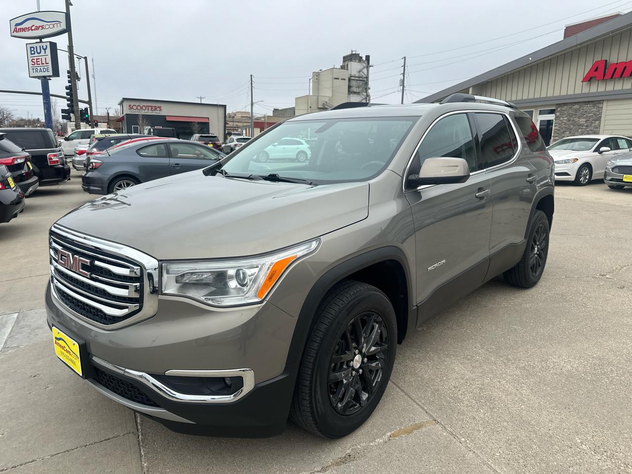 GMC Acadia FWD 4dr SLT w/SLT-1 2019