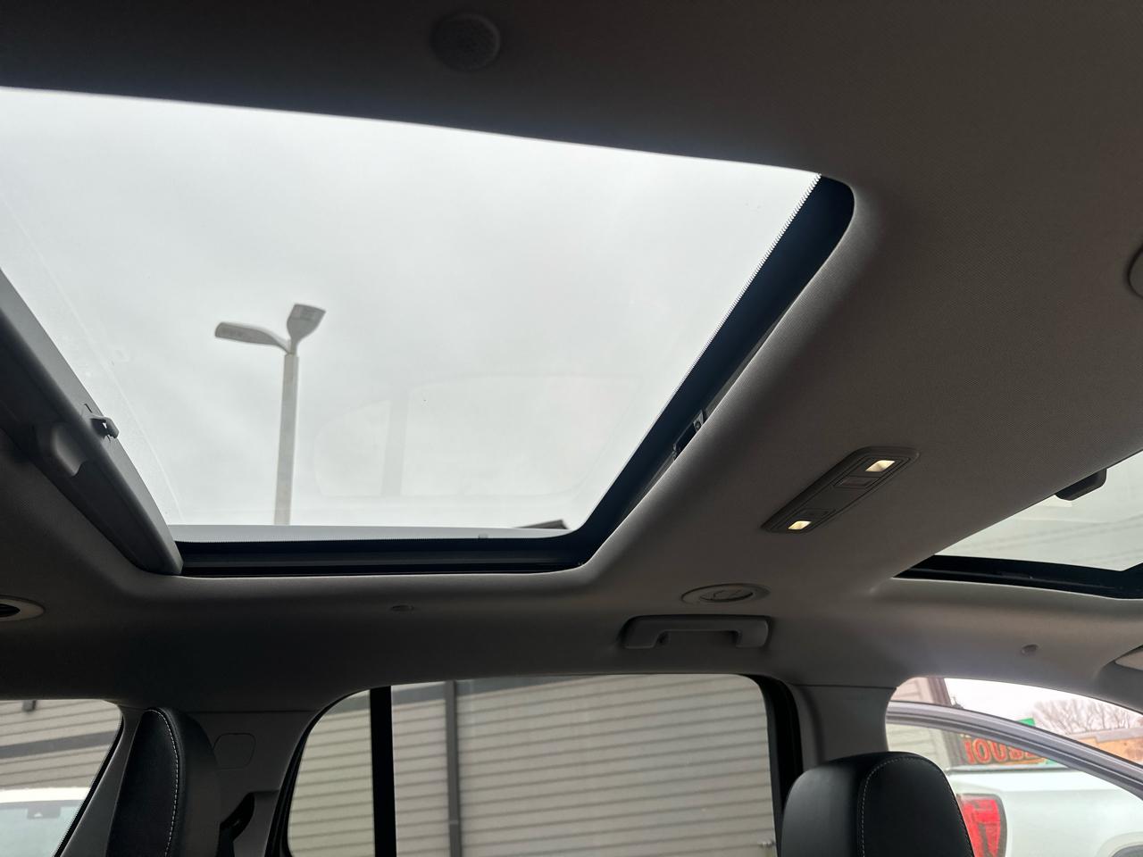 GMC Acadia FWD 4dr SLT w/SLT-1 2019