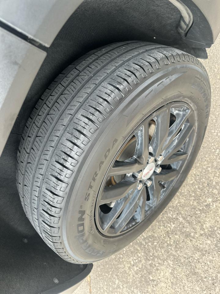 GMC Acadia FWD 4dr SLT w/SLT-1 2019