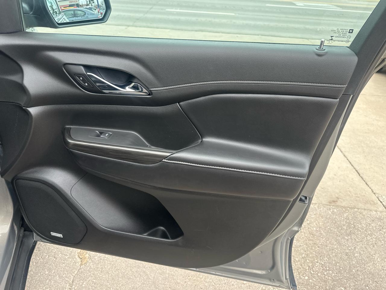 GMC Acadia FWD 4dr SLT w/SLT-1 2019