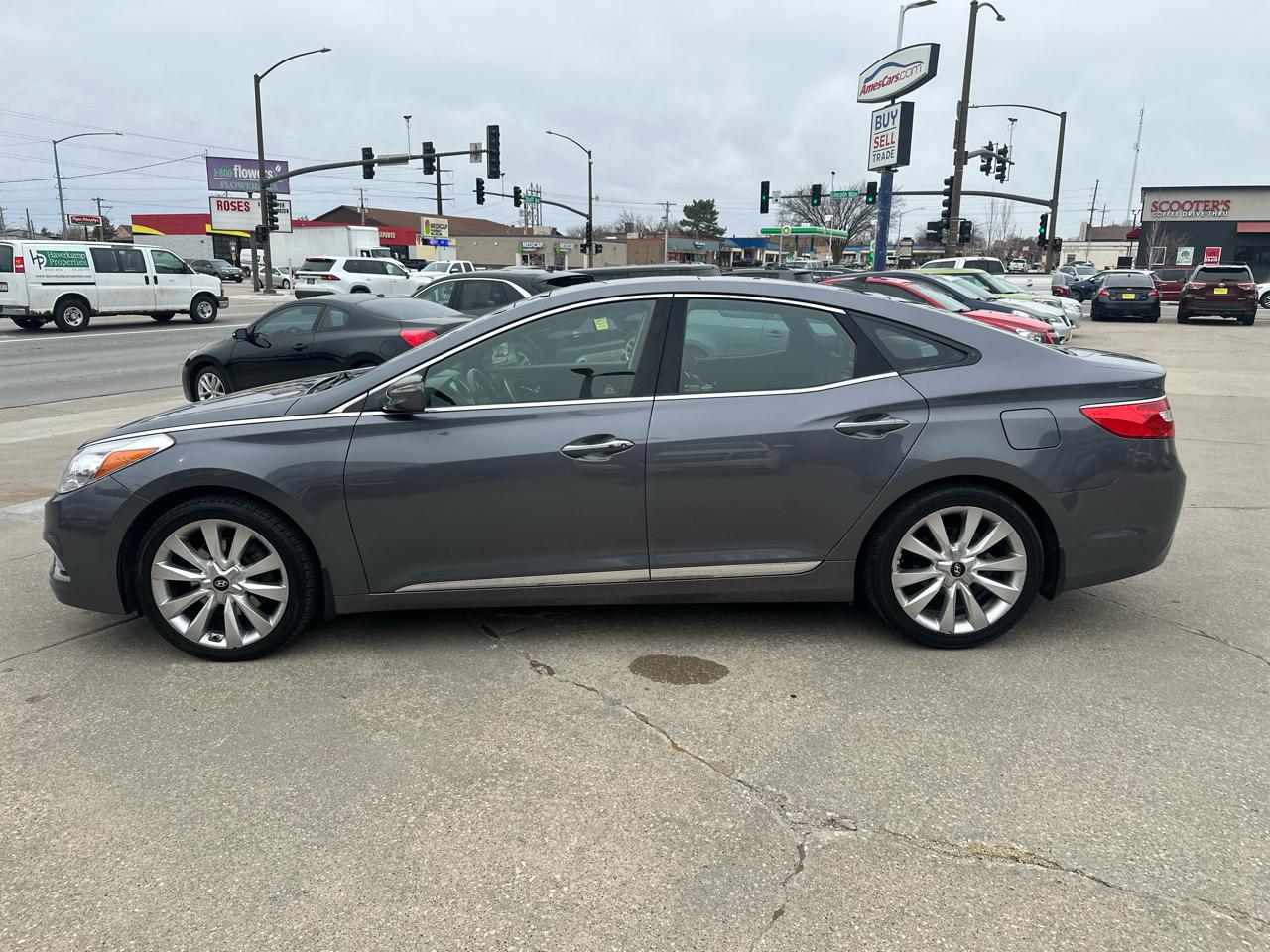 Hyundai Azera 4dr Sdn 2013