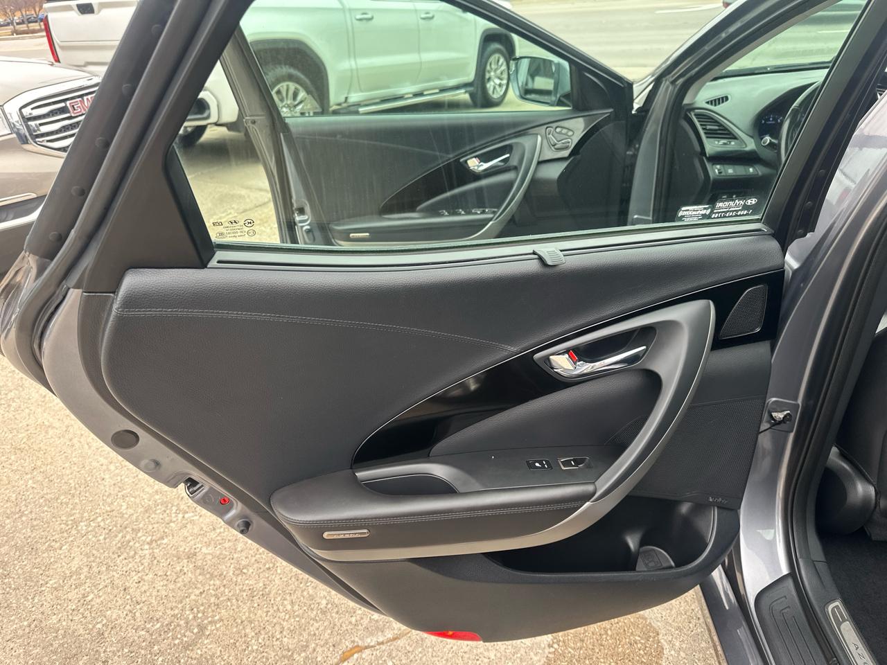 Hyundai Azera 4dr Sdn 2013