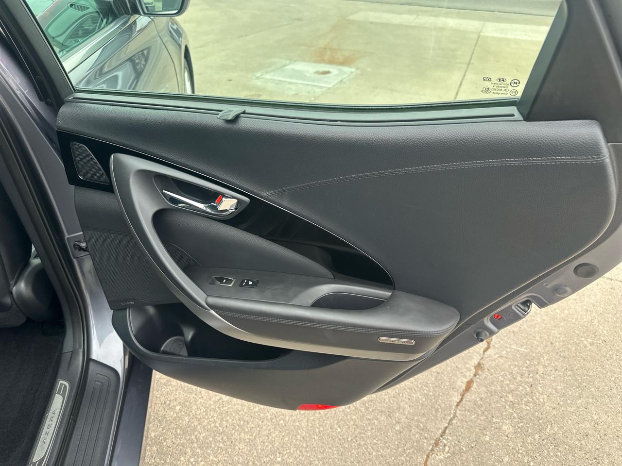 Hyundai Azera 4dr Sdn 2013