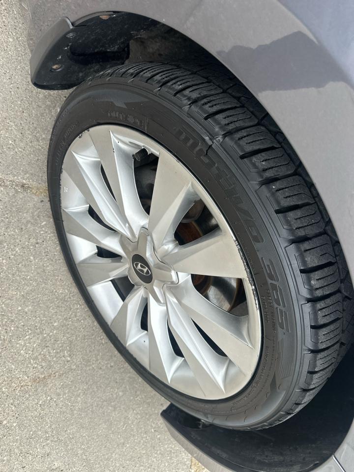 Hyundai Azera 4dr Sdn 2013