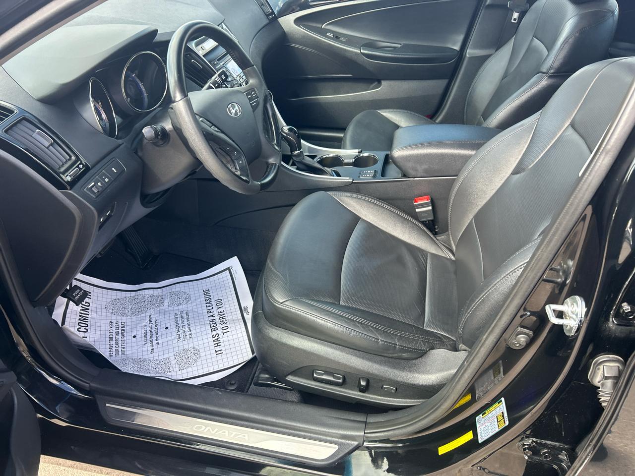 Hyundai Sonata 4dr Sdn 2.4L Auto Limited 2013