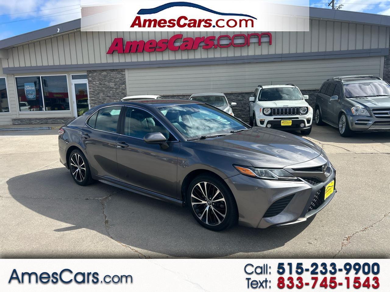 Toyota Camry XLE Auto (Natl) 2019