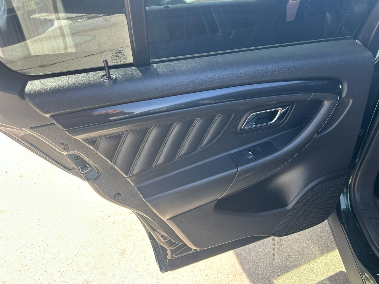 Ford Taurus 4dr Sdn SHO AWD 2013