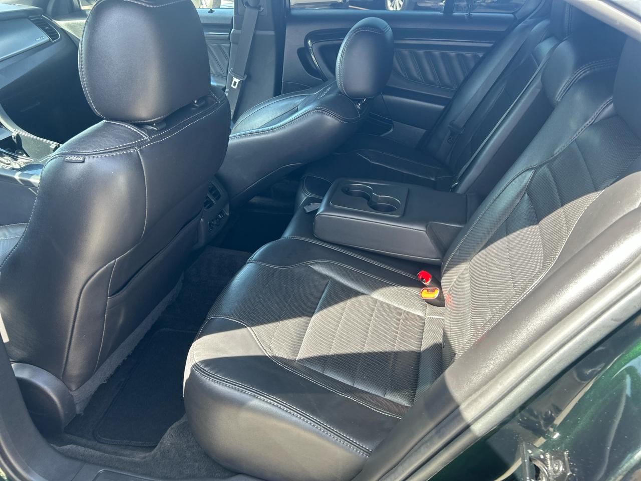 Ford Taurus 4dr Sdn SHO AWD 2013