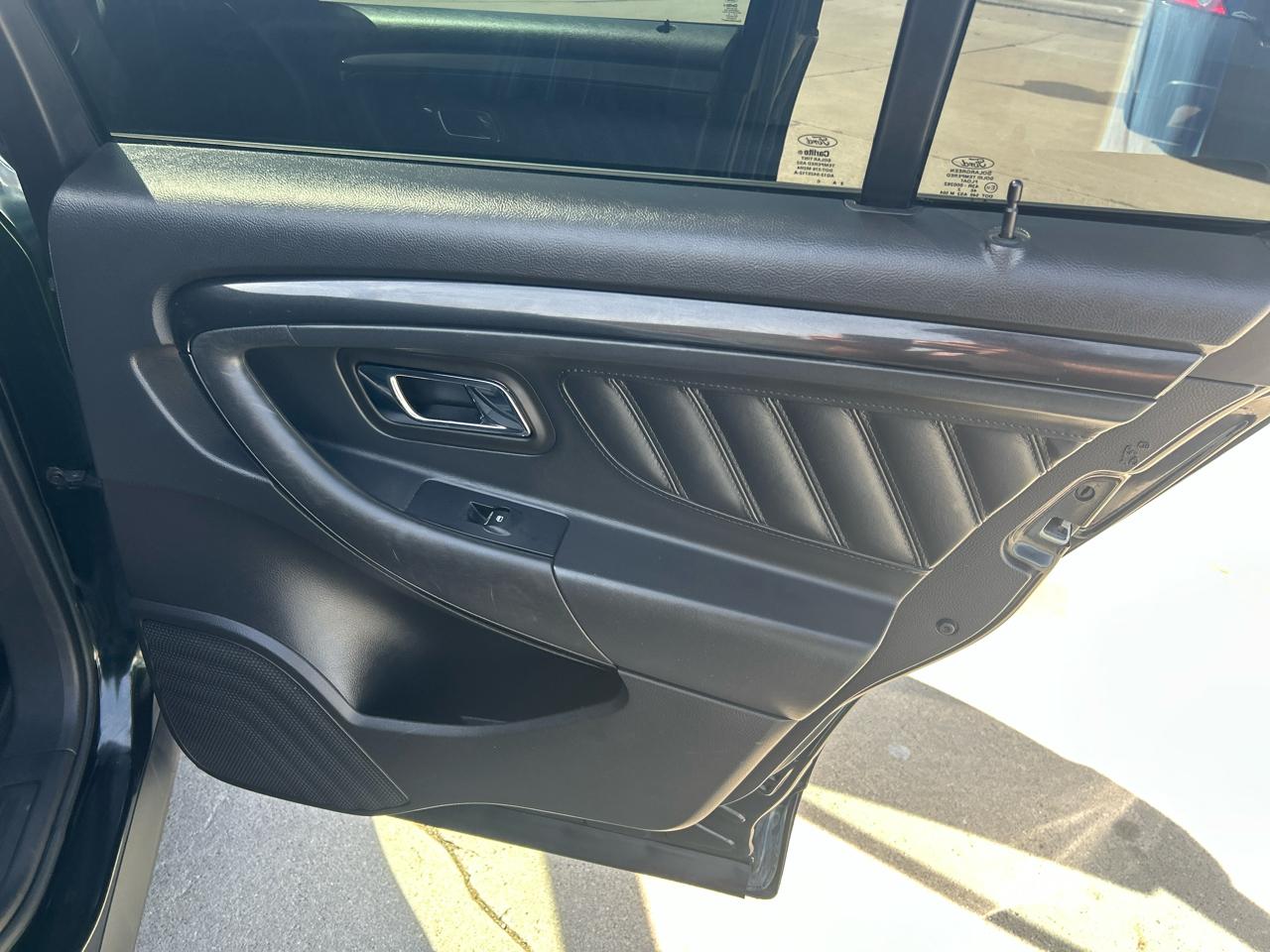 Ford Taurus 4dr Sdn SHO AWD 2013