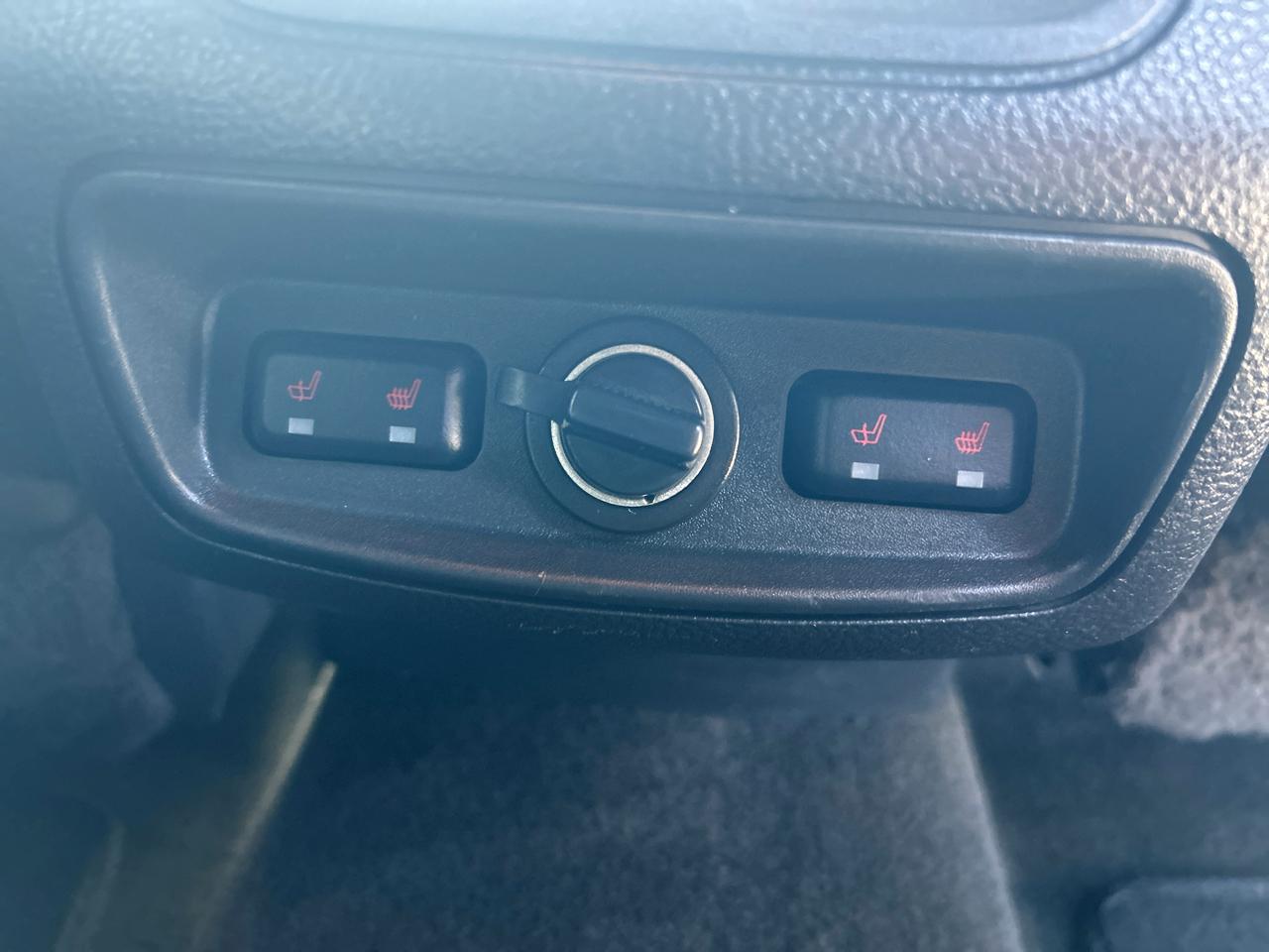 Ford Taurus 4dr Sdn SHO AWD 2013