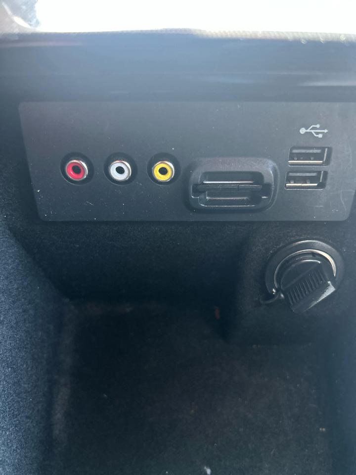 Ford Taurus 4dr Sdn SHO AWD 2013