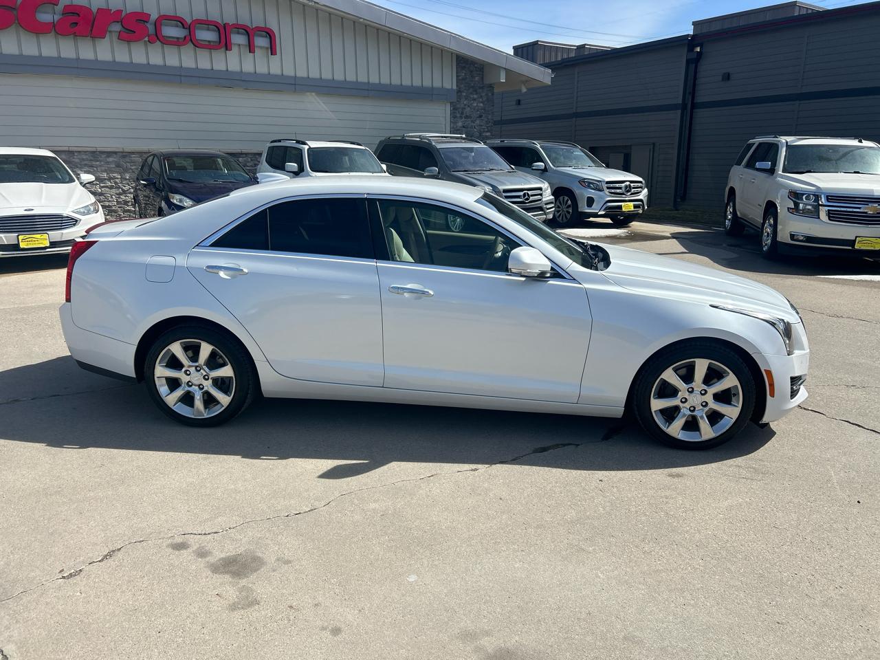 Cadillac ATS Sedan 4dr Sdn 2.0L Luxury Collection AWD 2016